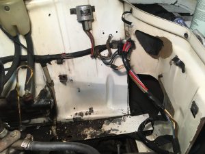 Siegel - 1973 BMW 2002 Engine Compartment Cleanup