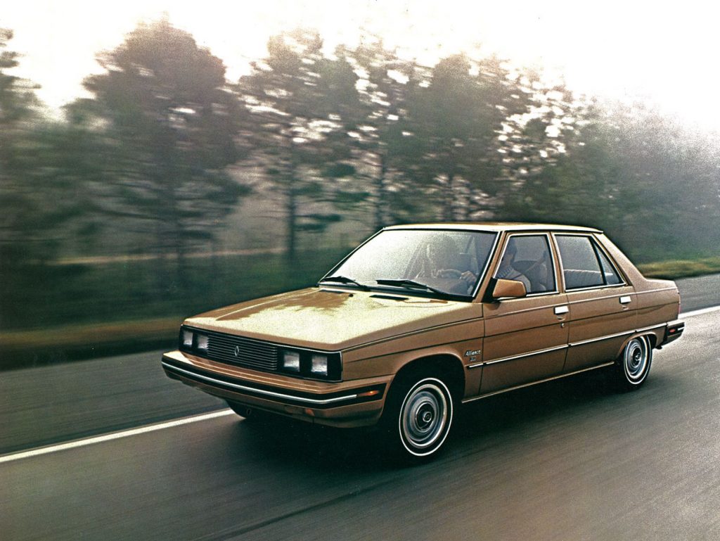 amc-renault alliance front three-quarter