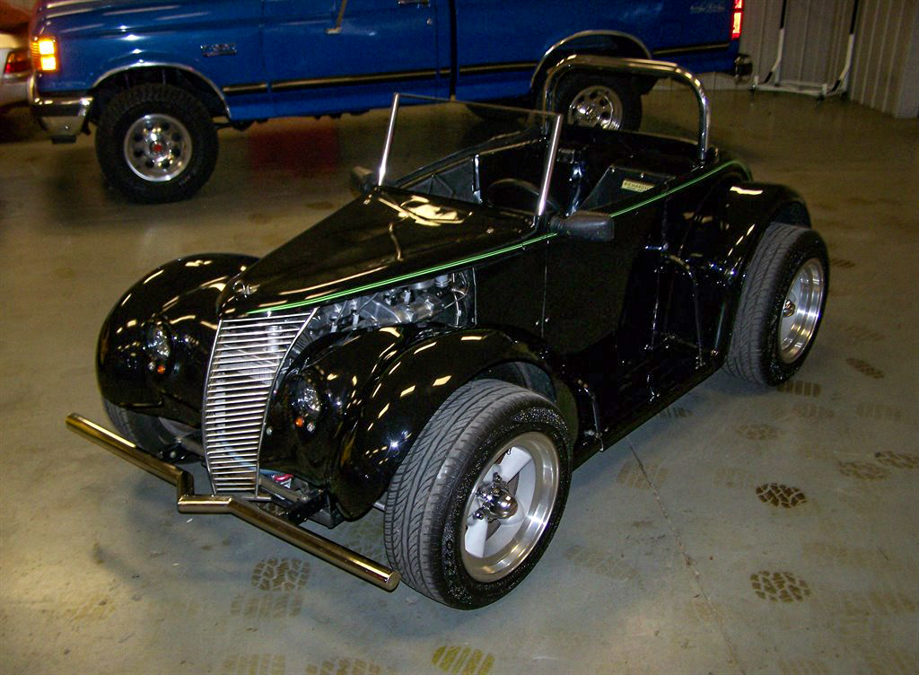 1937 Ford Legends racer