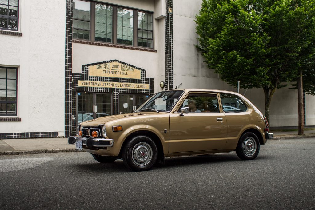 1977 Honda Civic Hatchback Front Three-Quarter