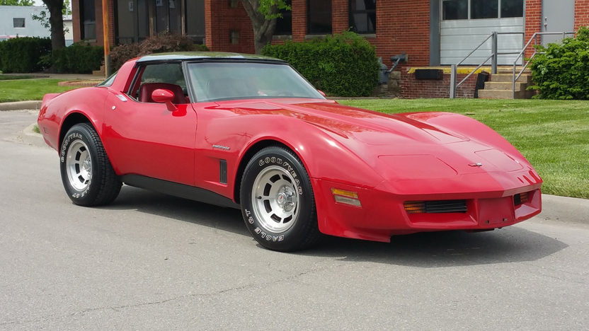1982 Chevrolet Corvette Coupe Front Three-Quarter