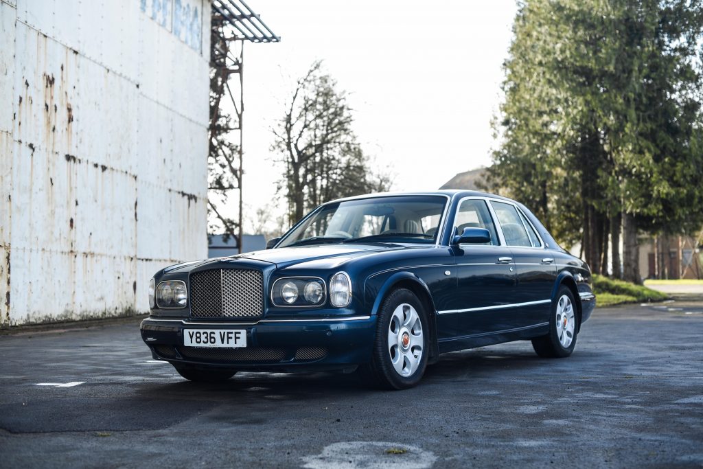 2001 Bentley Arnage Red Label Front Three-Quarter