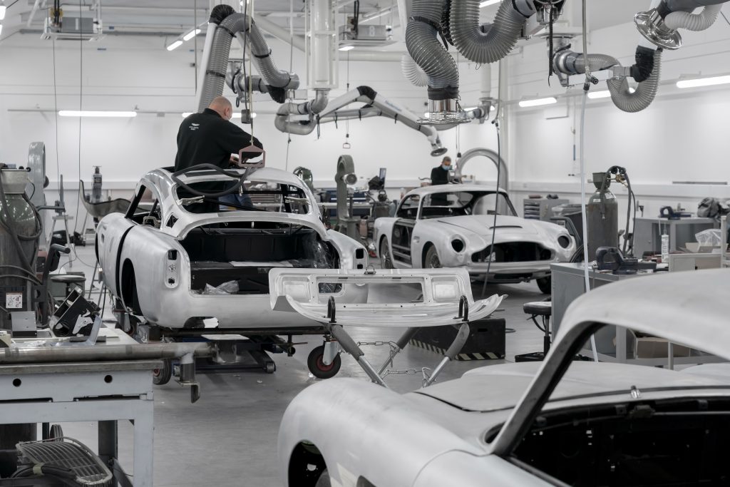 James Bond DB5 Goldfinger Factory Interior
