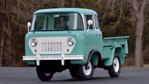 Jeep FC150 front three quarter