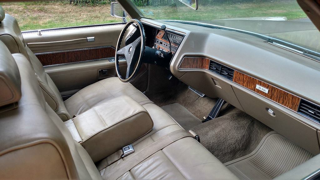 1970 Cadillac Coupe de Ville 3