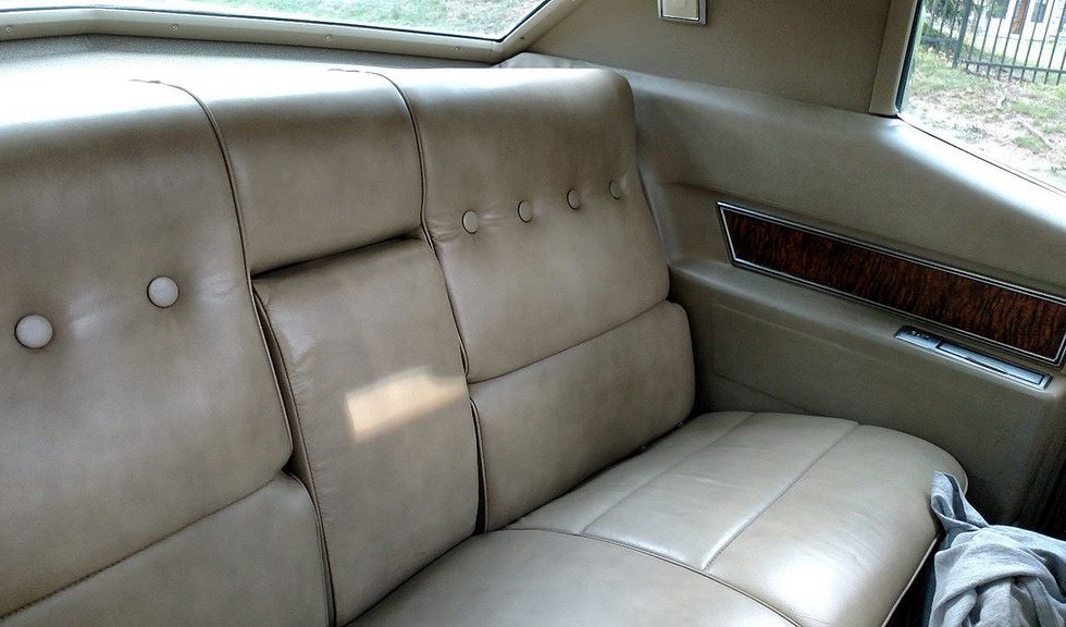1970 Cadillac Coupe de Ville 4