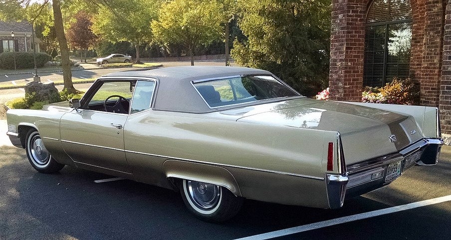 1970 Cadillac Coupe de Ville 7