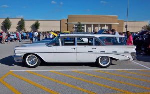 bonneville station wagon side profile
