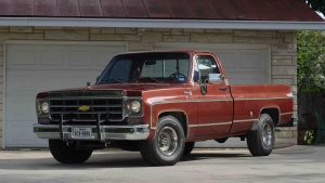1977 Chevrolet Silverado Pickup Front Three-Quarter