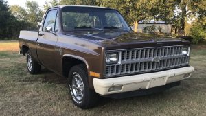 1981 Chevrolet C10 Custom Deluxe Front Three-Quarter