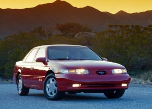 1992 Ford Taurus SHO Front Three-Quarter Sunset
