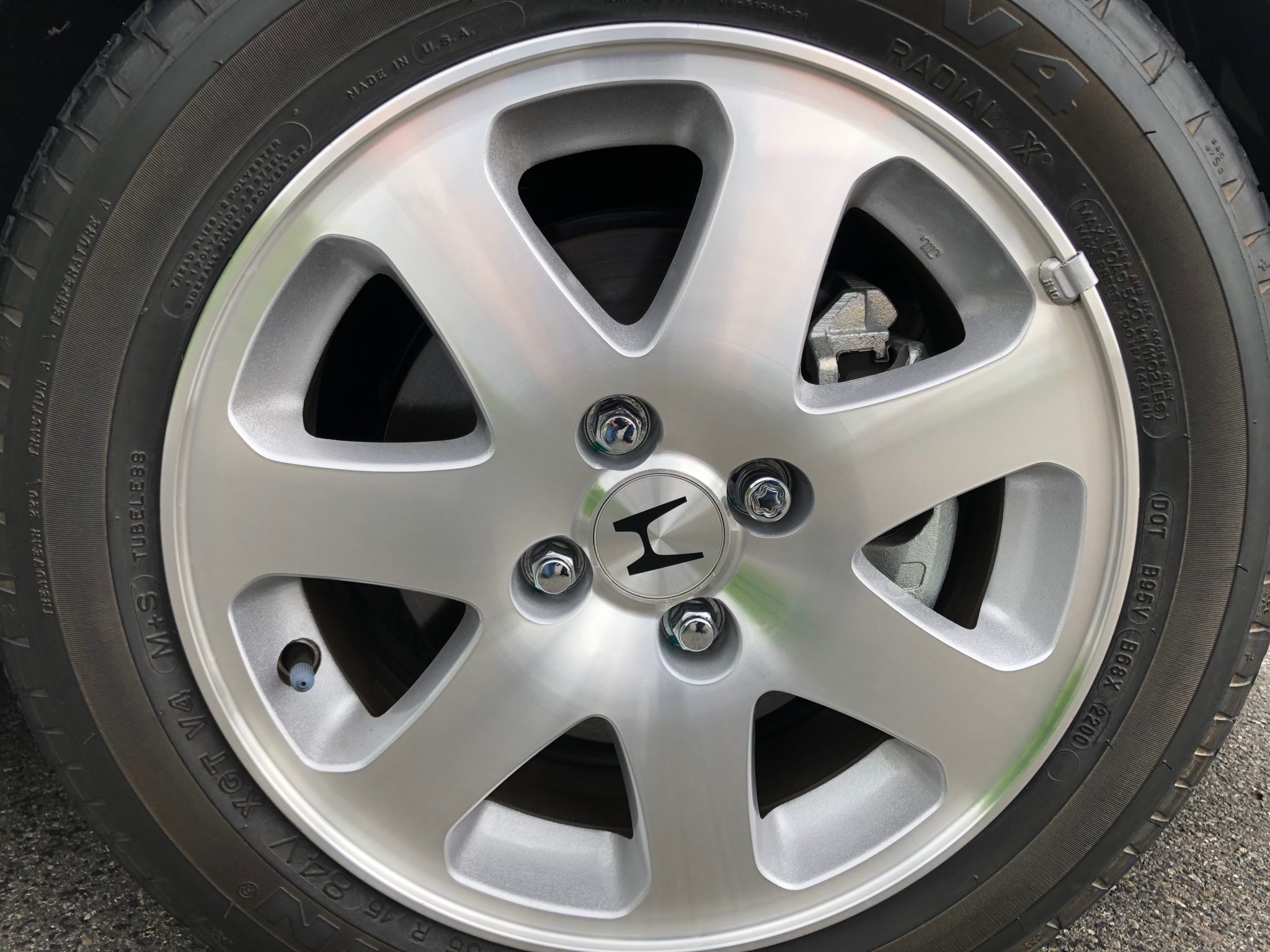 This 2000 Honda Civic Si just sold for an absurd 52,500 Hagerty Media