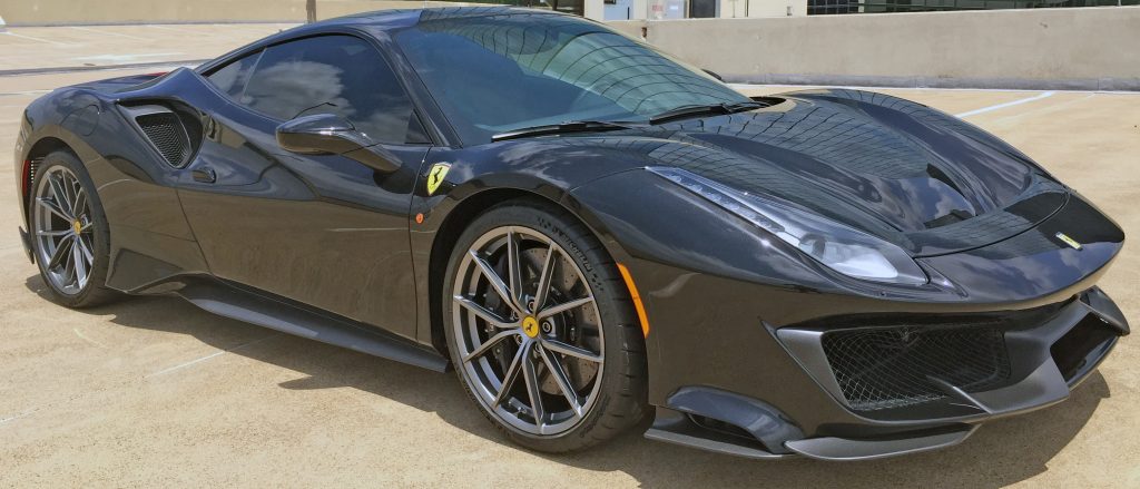2020 Ferrari Pista front three quarter