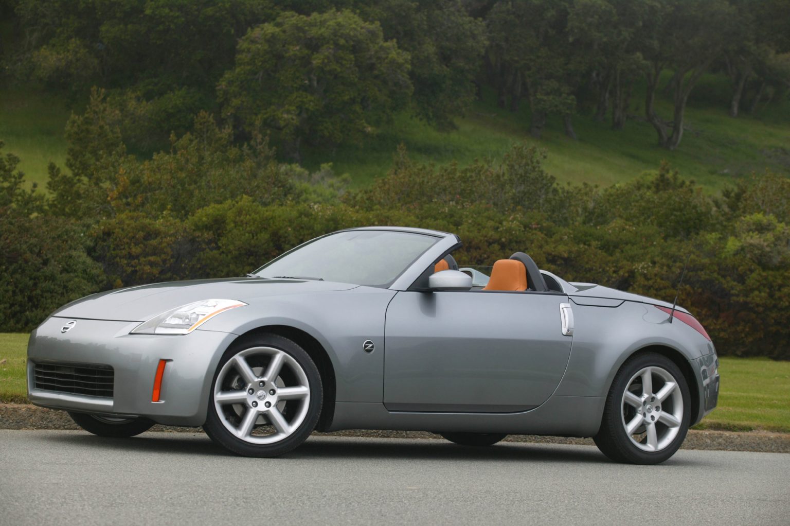 The 200308 Nissan 350Z is powerful, fun, and fit for most any budget