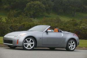 350Z Roadster Front Three-Quarter