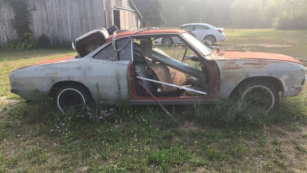 Field-find Corvair