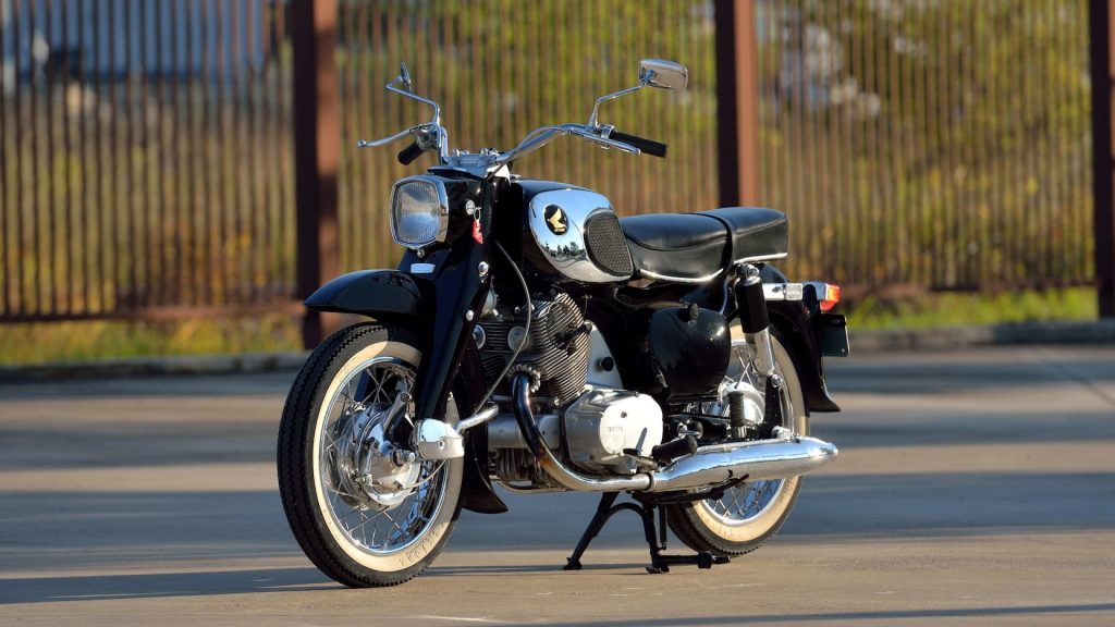 Honda Dream Touring Moto