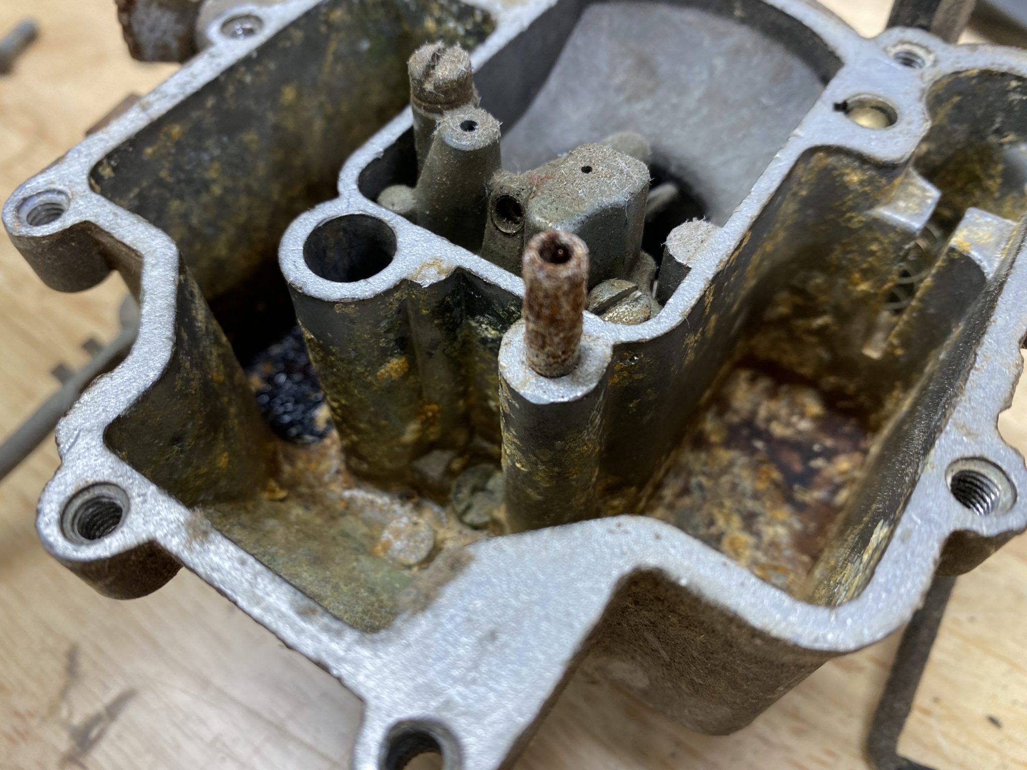 8 carburetor terms you should know Hagerty Media