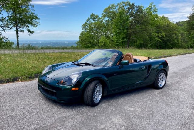 Toyota mr2 spyder