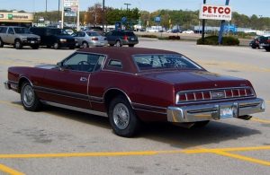 1974 Ford Thunderbird 4