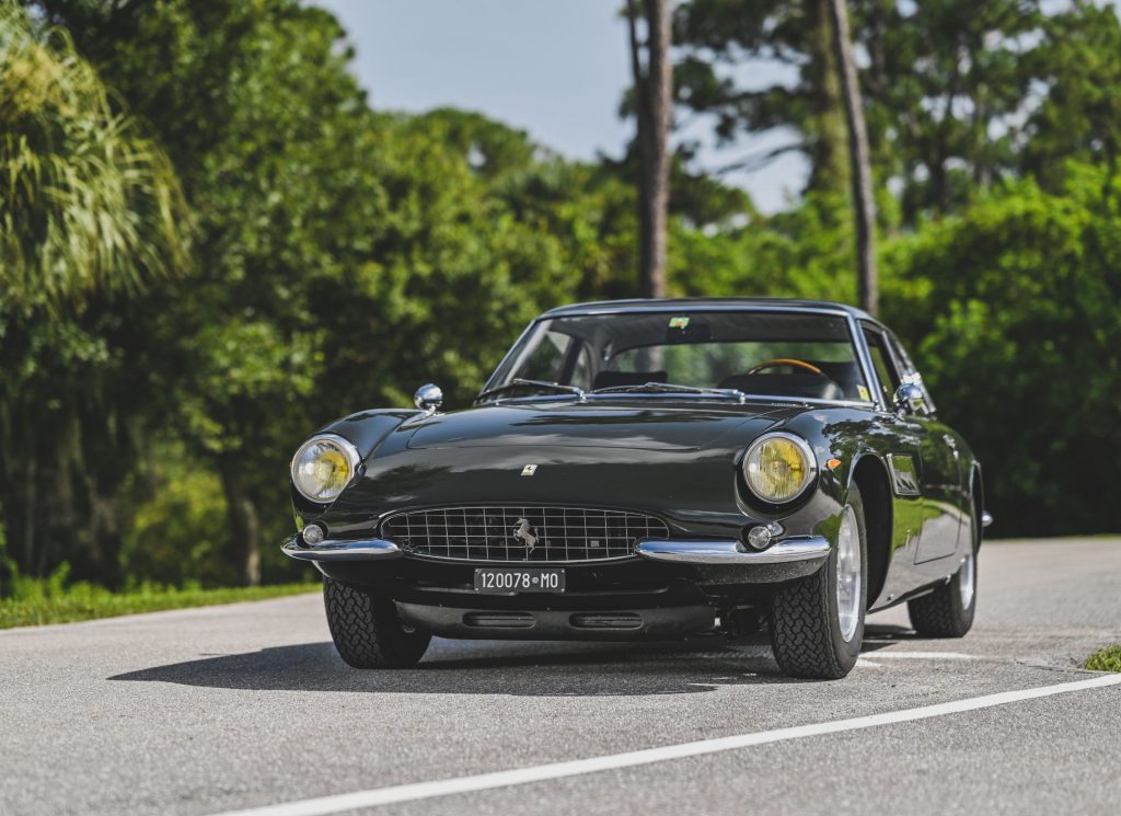 Ferrari 500 Superfast front three-quarter close