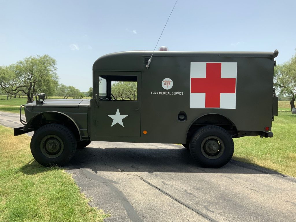 1967 Jeep M725 Ambulance Profile
