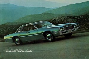 1971 Thunderbird brochure picture