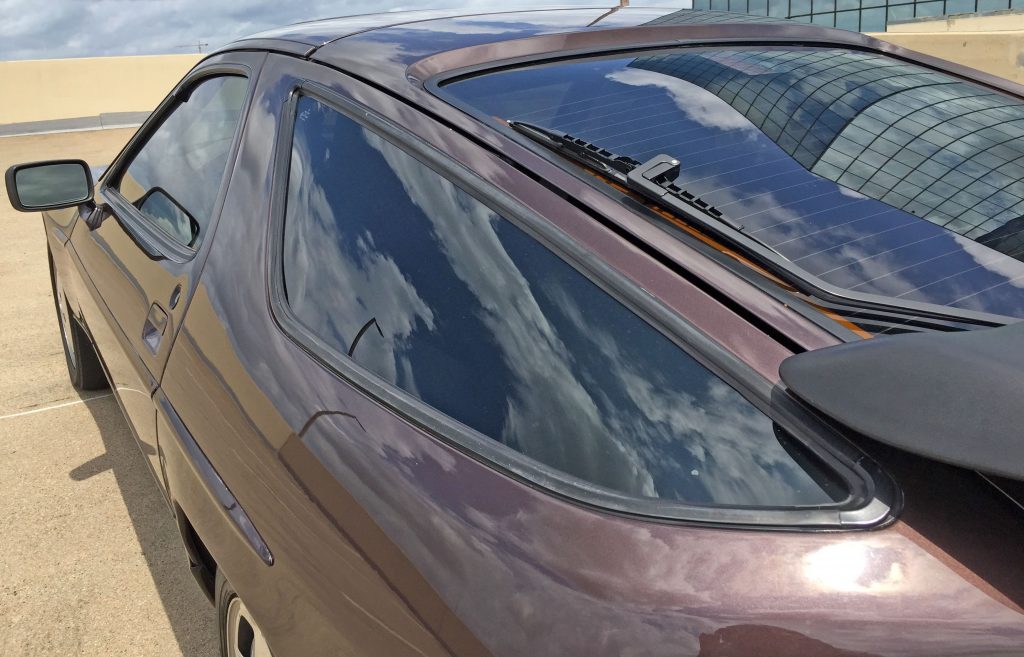 Porsche 928 S4 roof