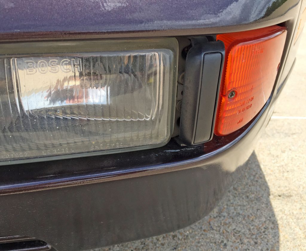 Porsche 928 S4 front