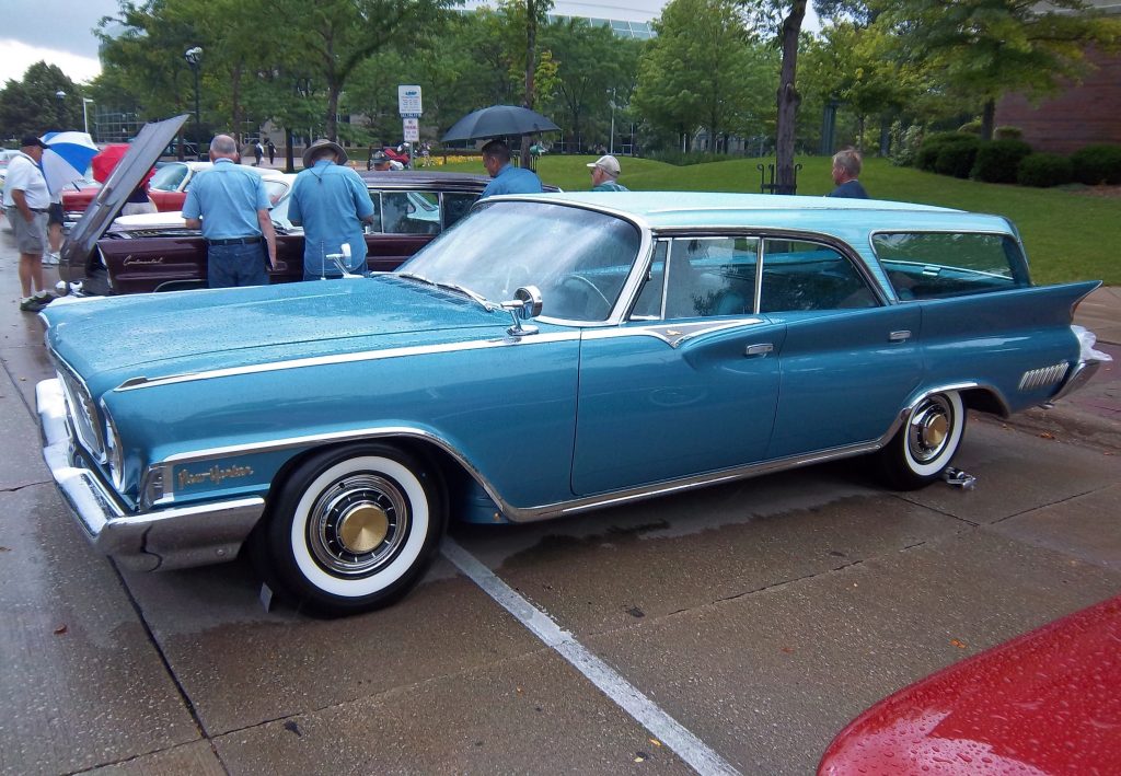 1961 Chrysler New Yorker Town & Country 1