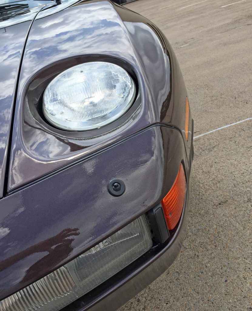 Porsche 928 S4 front