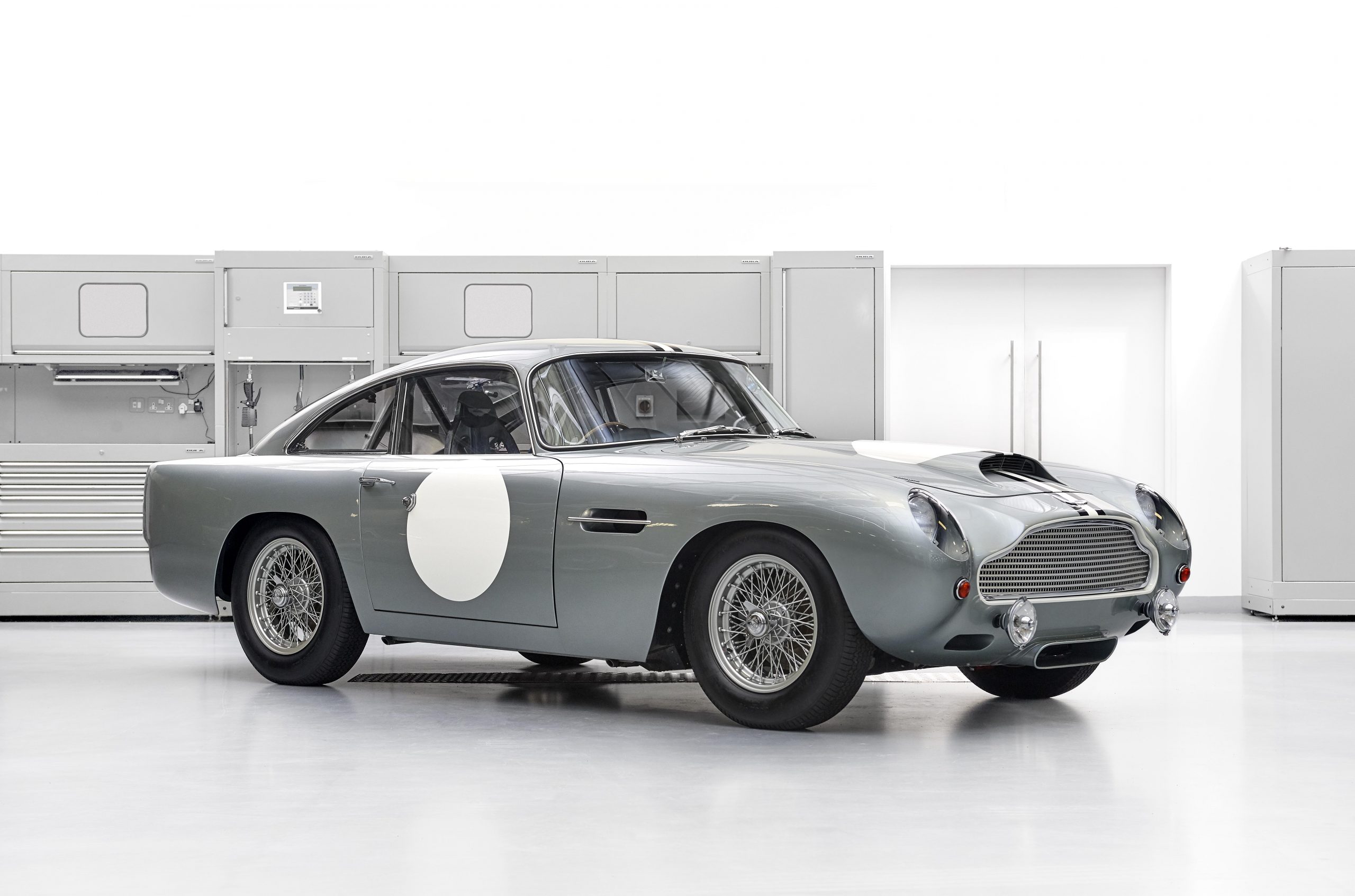 Aston Martin DB4GT Continuation 1
