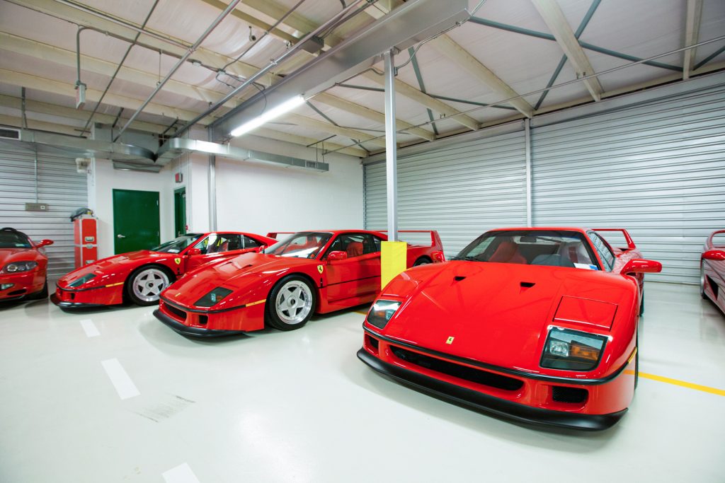 Hagerty G + S Ferrari F40