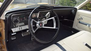 1966 Oldsmobile Toronado dash