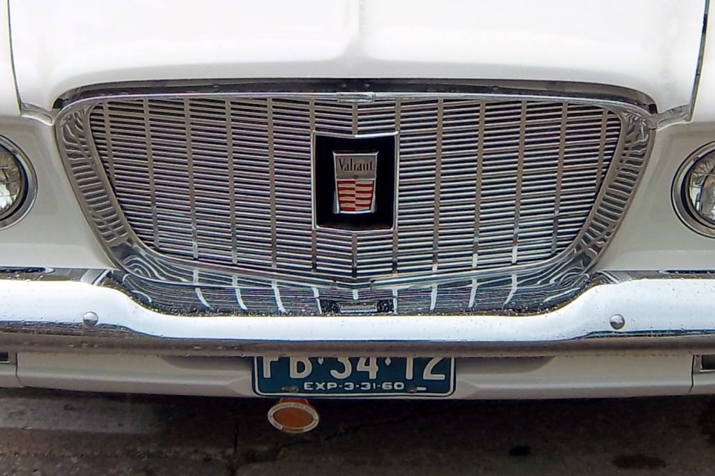 1960 Valiant V-200 5