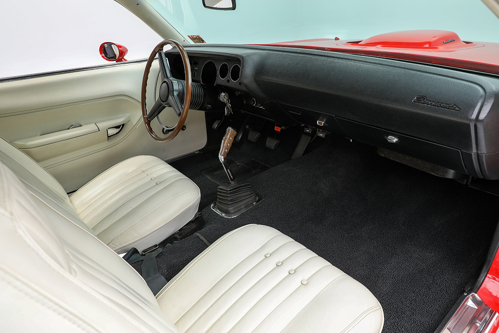 1970 Hemi Cuda interior