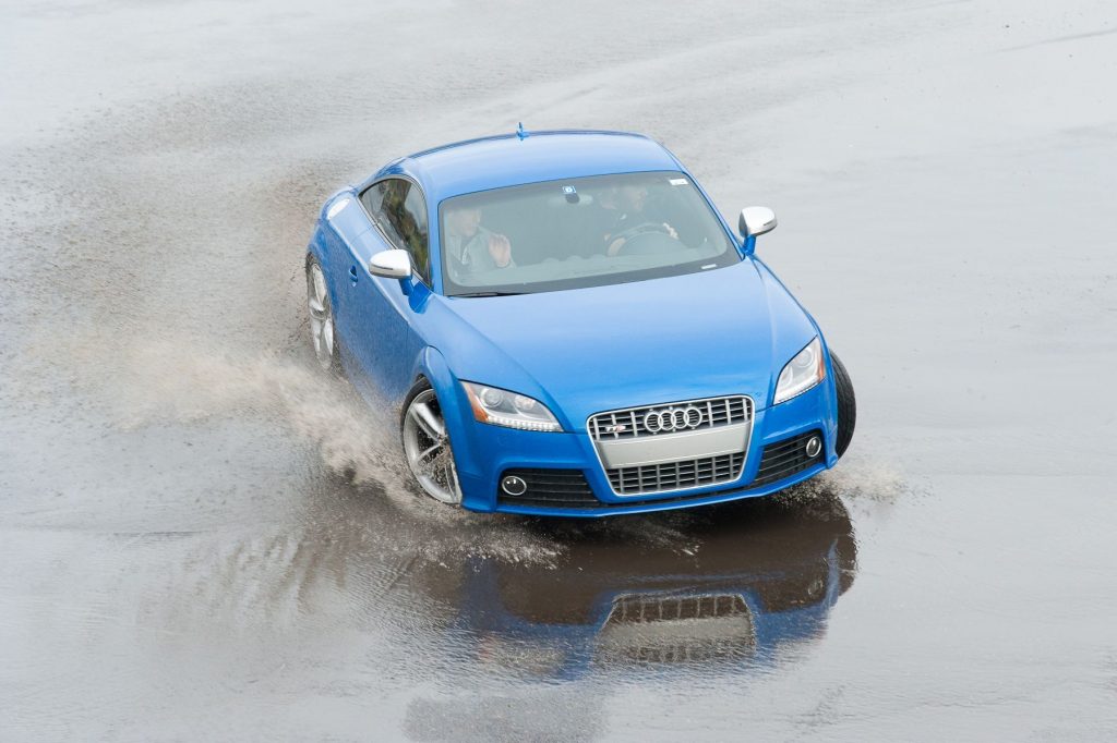 audi TT msf wet handling