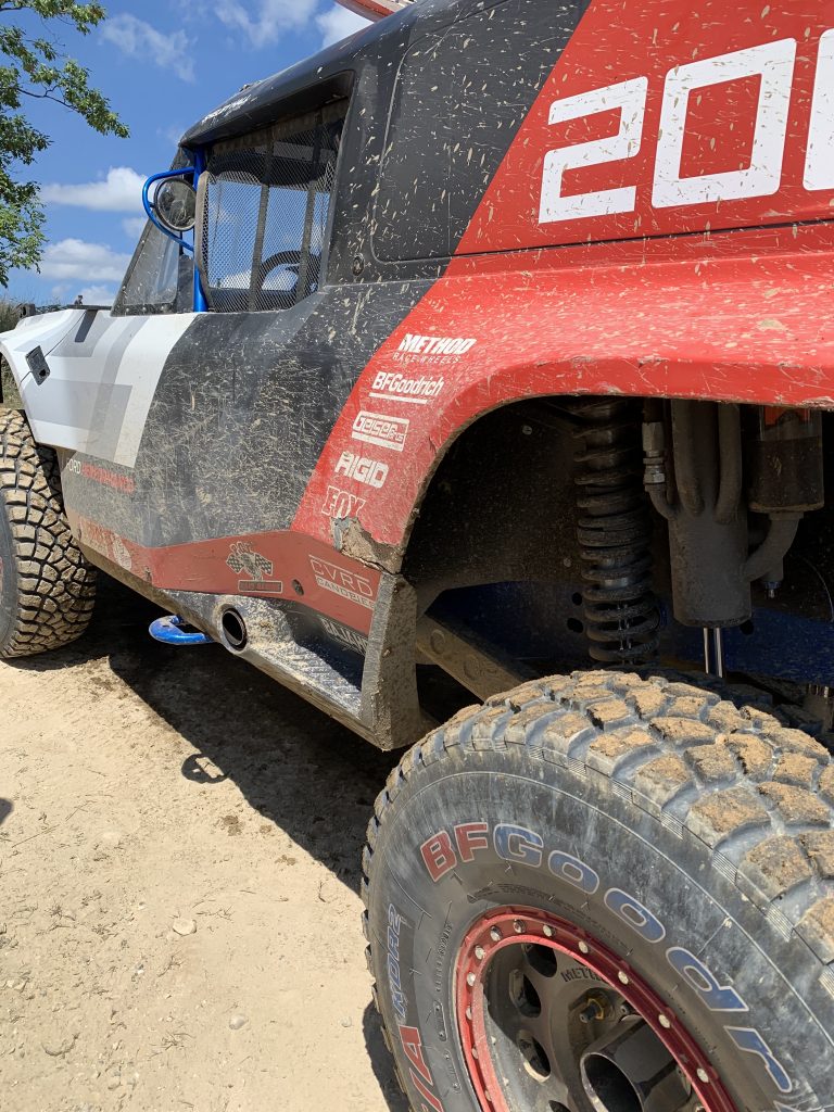 Bronco R fender damage dirty