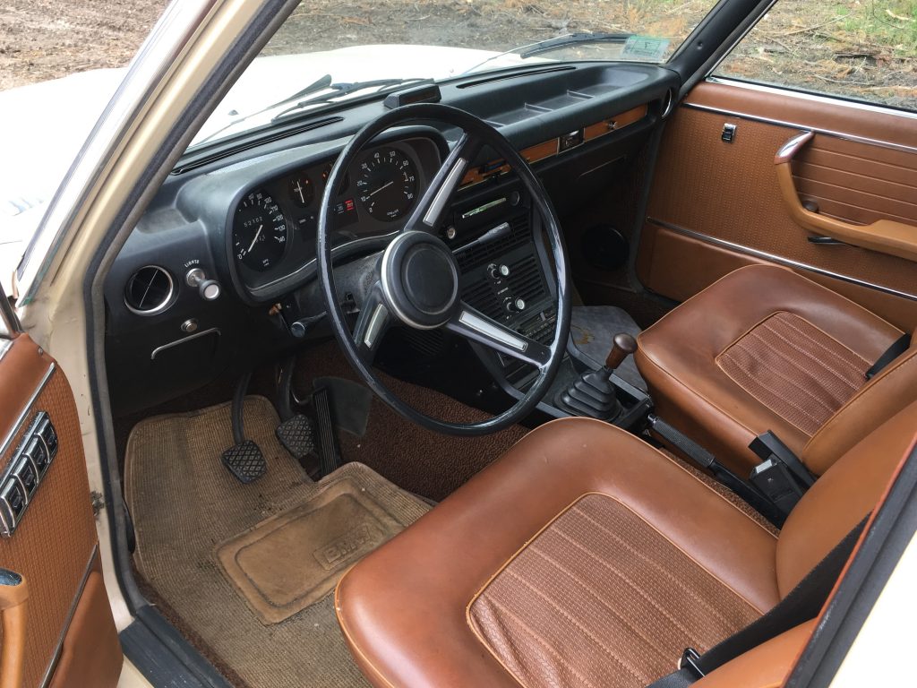 Rob Siegel 1972 BMW Bavaria - interior