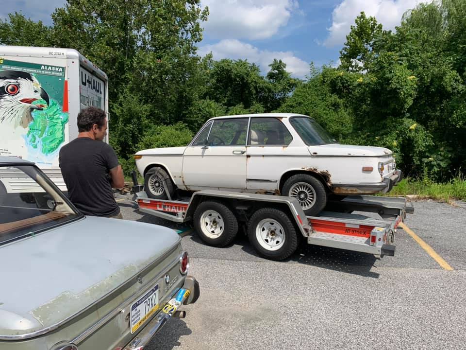 Sam Smith getting dilapidated old bmw 2002