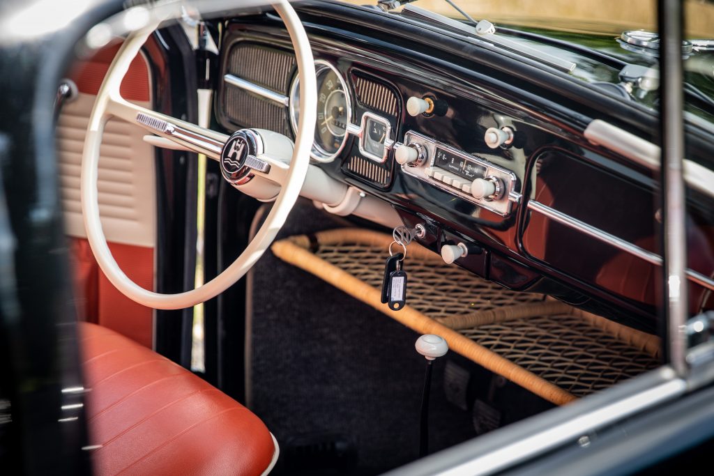 volkswagen bug beetle interior front