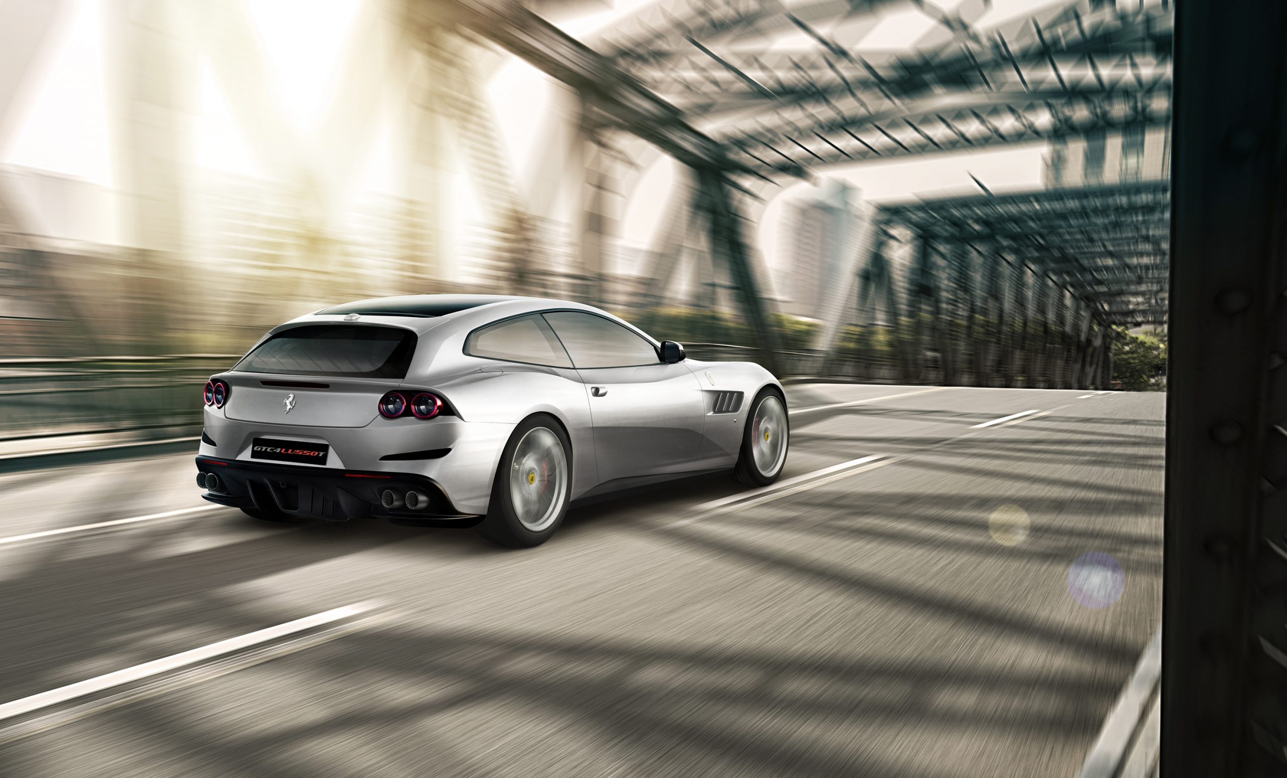 Ferrari GTC4 Lusso 2