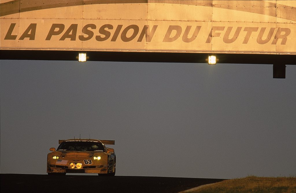 Kneifel and Bell run Corvette C5-R to eleventh place