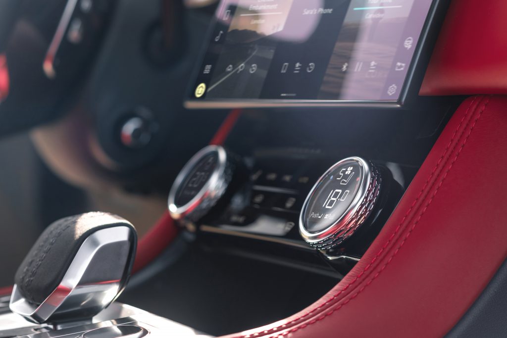 2021 Jaguar F-PACE center console control detail