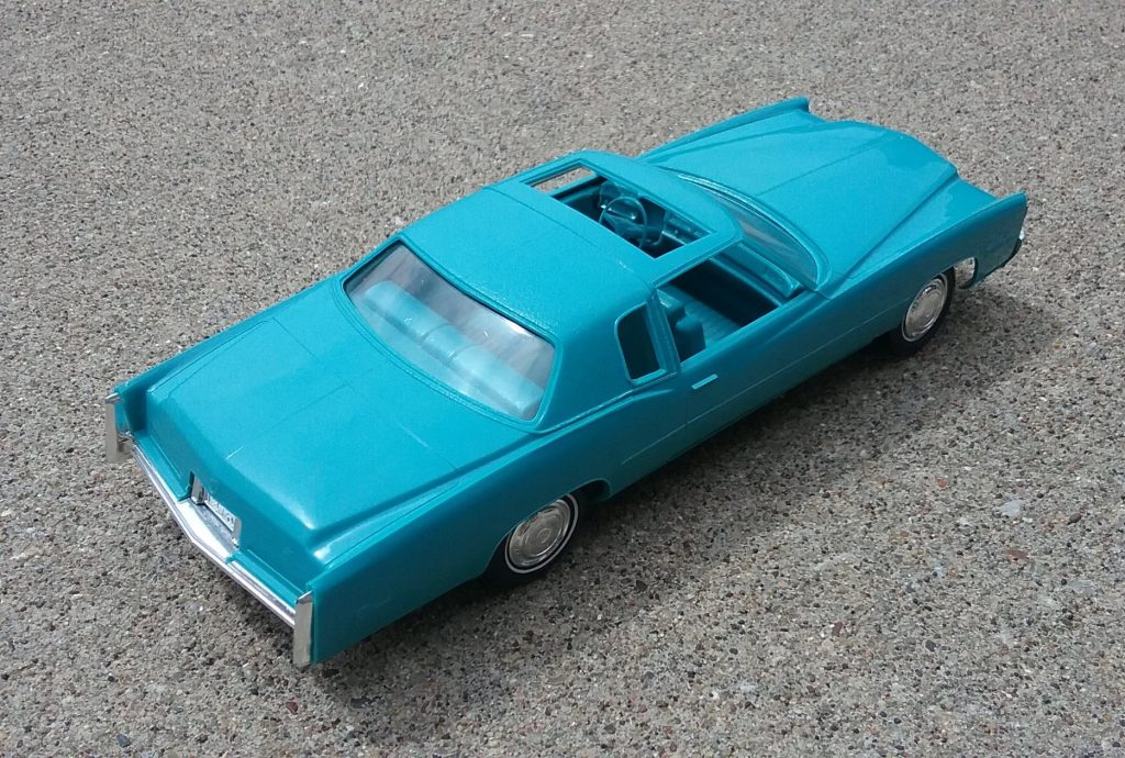 Jo-Han 1976 Cadillac Eldorado model kit