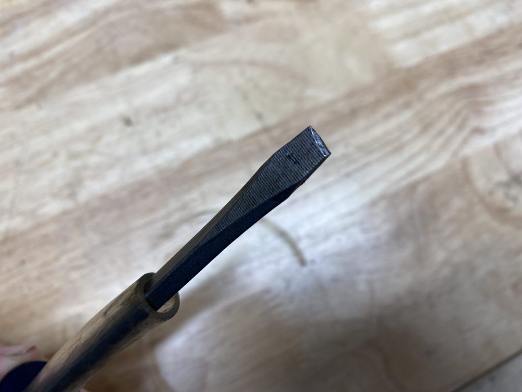 broken screwdriver