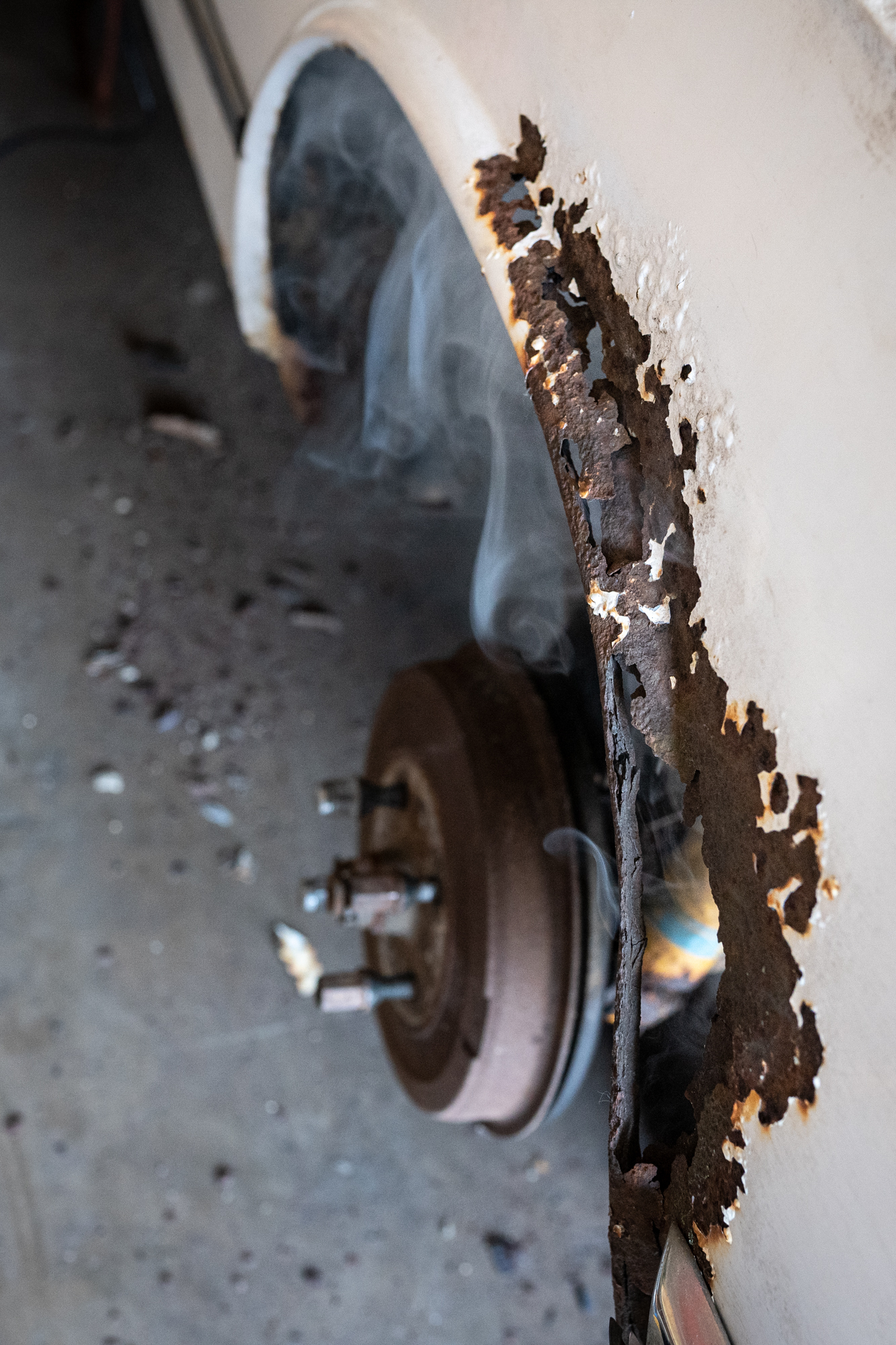 bmw 2002 project car wheel arch rust rot