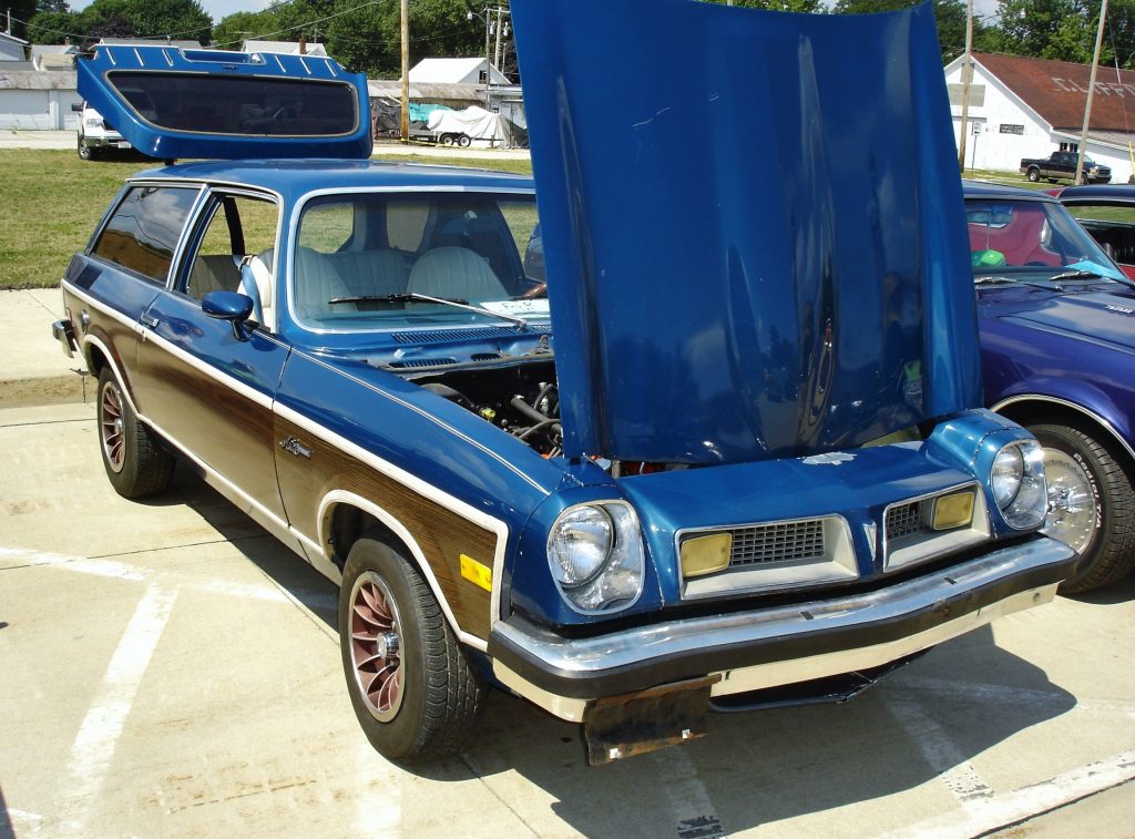 1976 Pontiac Astre Safari 11