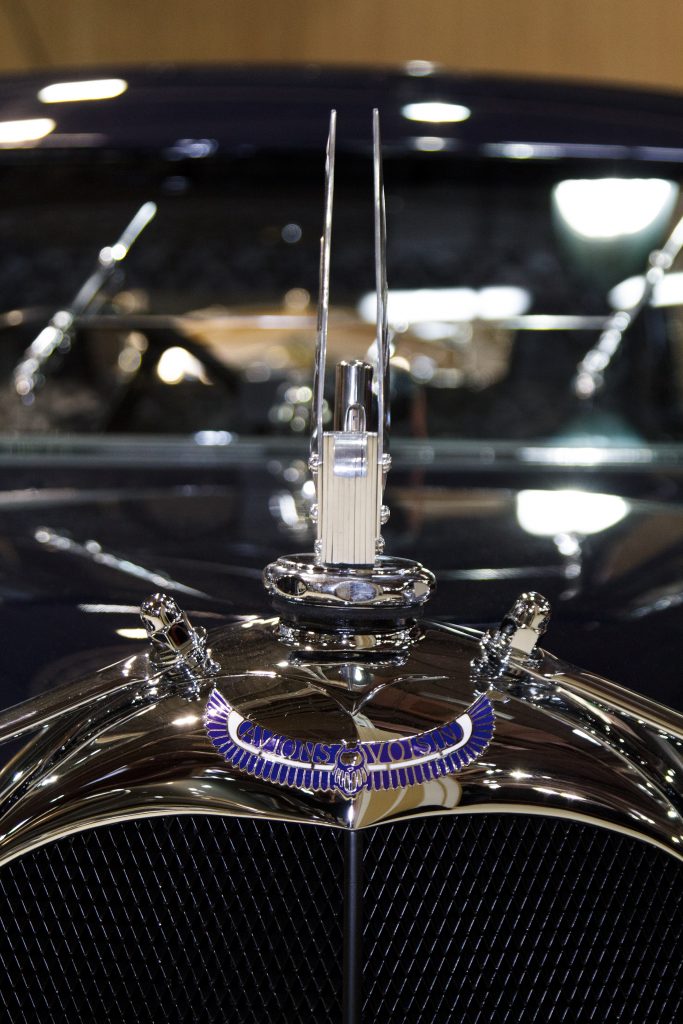hood ornament