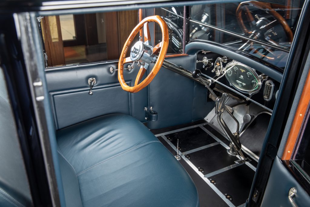 Duesenberg Model A interior